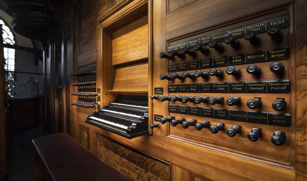 Orgelhuis Delobelle: Monarke orgels